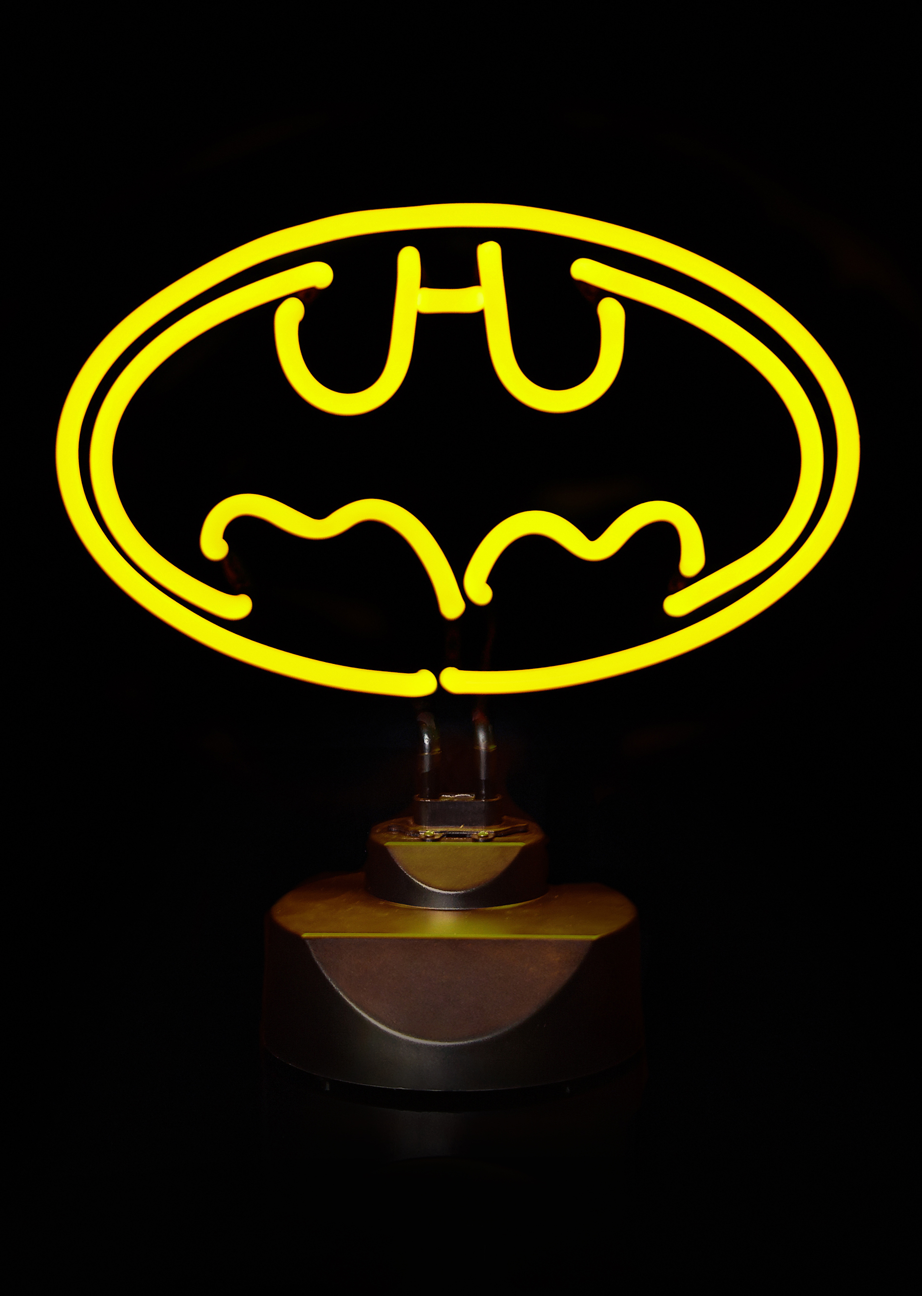 2-Batman Neon No Glow_DARK