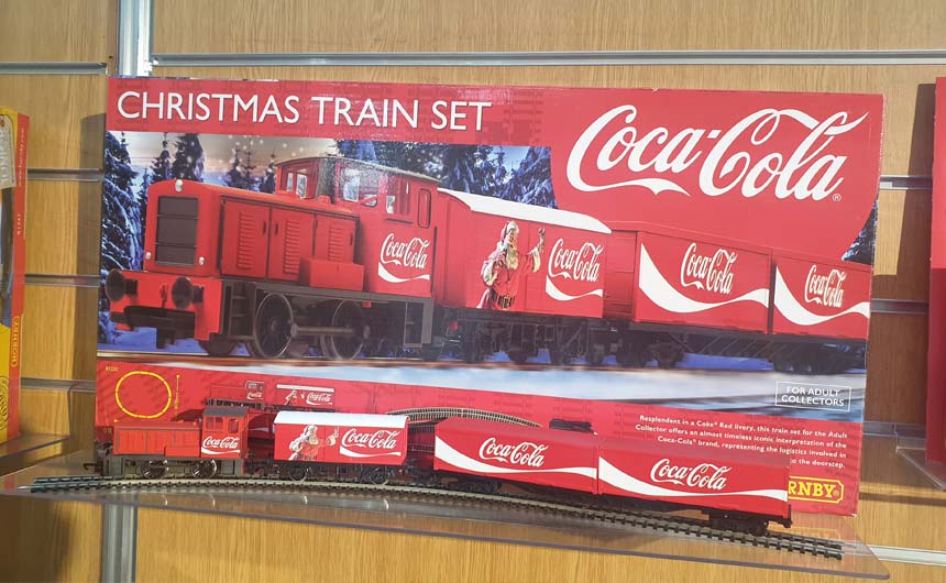 Hornby has teamed with Coca-Cola for a train set that dials up the latter's popular Christmas advertising.