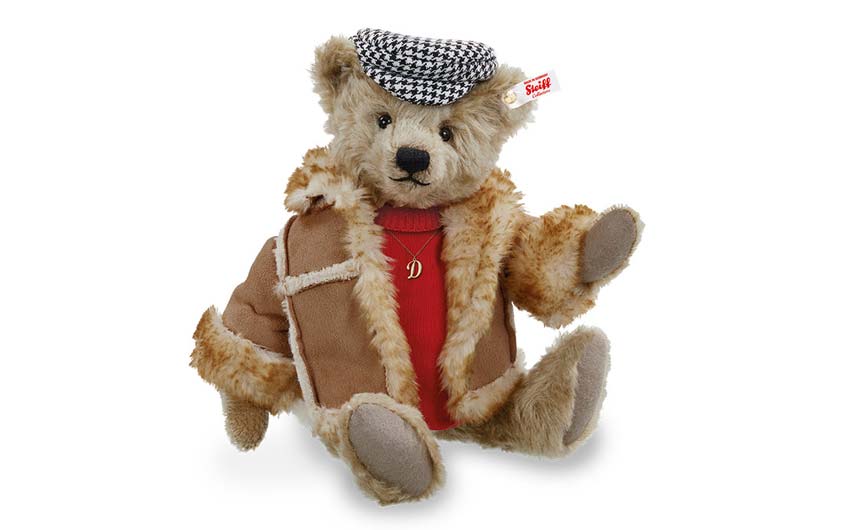 The Steiff 'Del Bears' are a limited edition of 3,000 and are priced at £275.