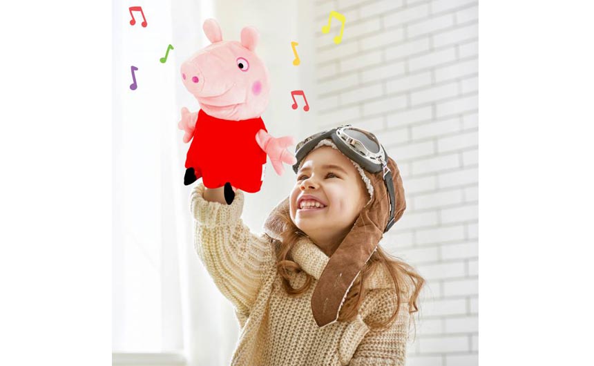 ToyTopic has multi-territory rights to hand and finger puppets in a variety of iterations for Peppa Pig.